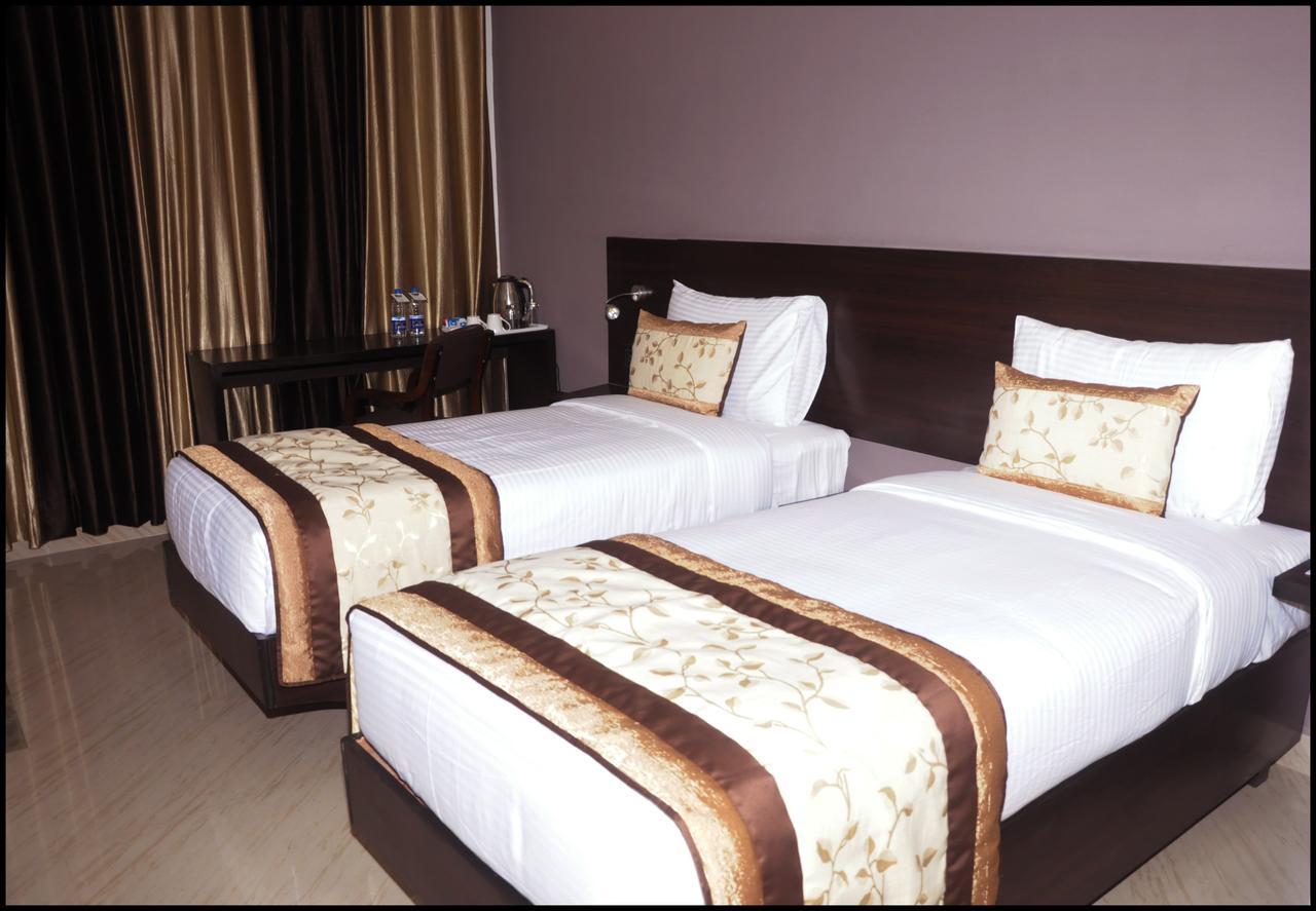 Vijay Paradise Lucknow Exterior foto