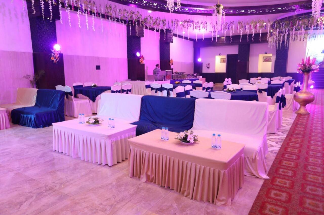 Vijay Paradise Lucknow Exterior foto