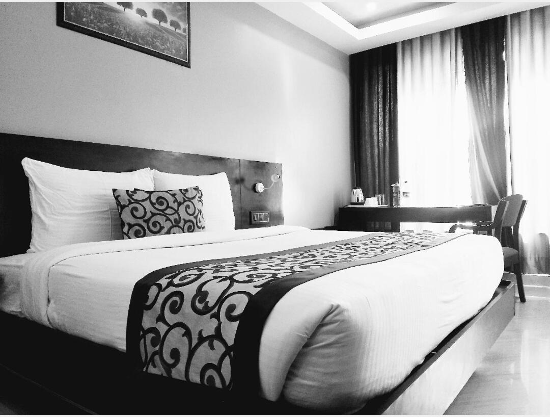 Vijay Paradise Lucknow Exterior foto
